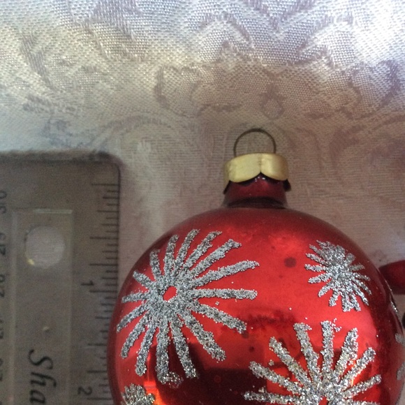 Vintage Red Christmas Ornaments- Set if 3 Pyramid - Picture 8 of 11